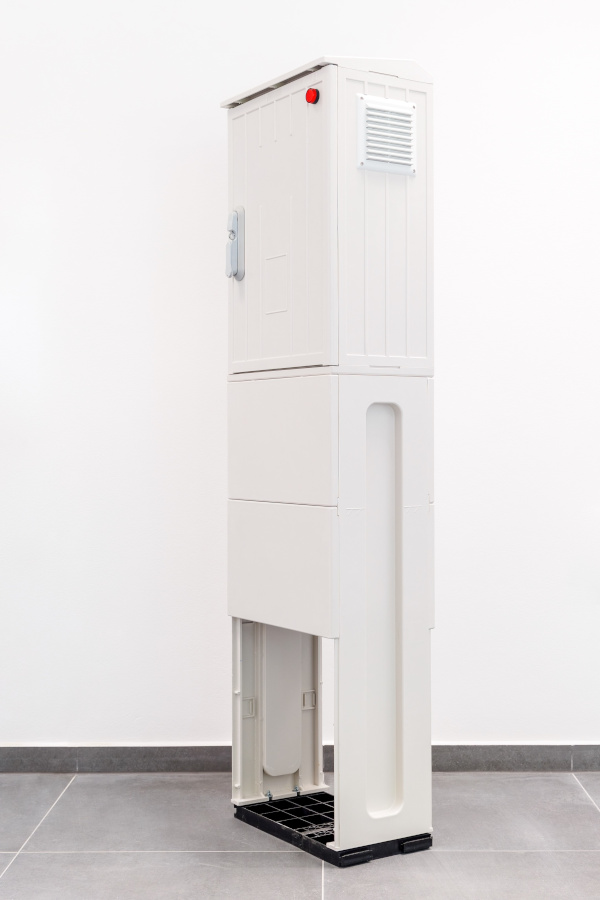 Control Cabinet on Socket Side View